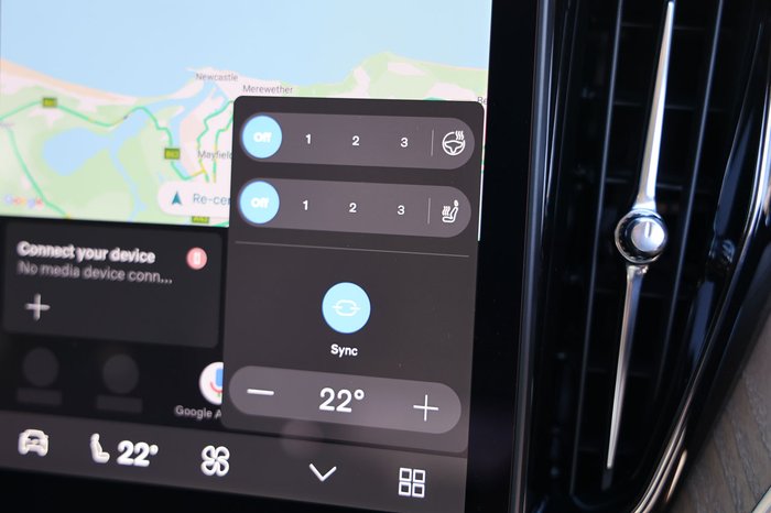 2025 Volvo XC60 Plus B5 Bright