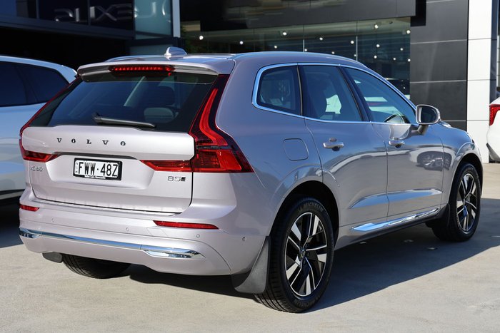 2025 Volvo XC60 Plus B5 Bright