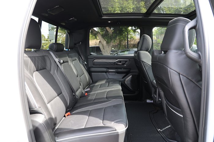 2025 Ram Trucks 1500