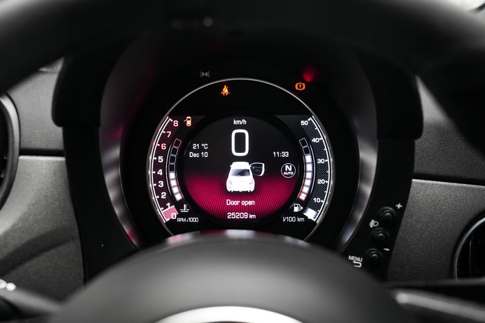 2020 Abarth 695 70 Anniversario