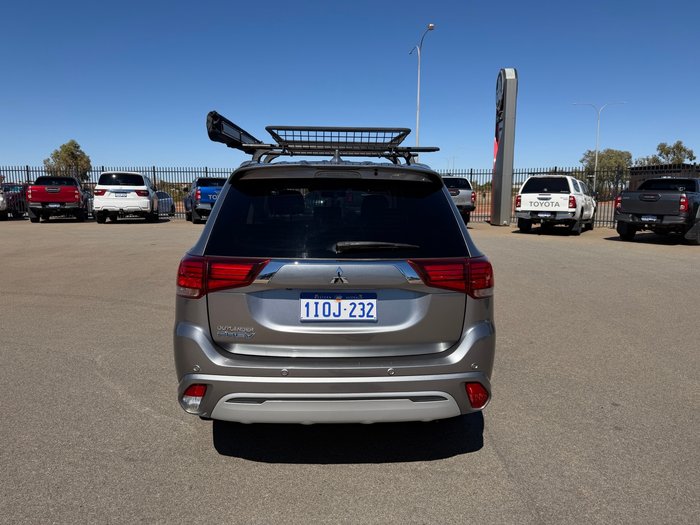 2019 MITSUBISHI OUTLANDER GREY