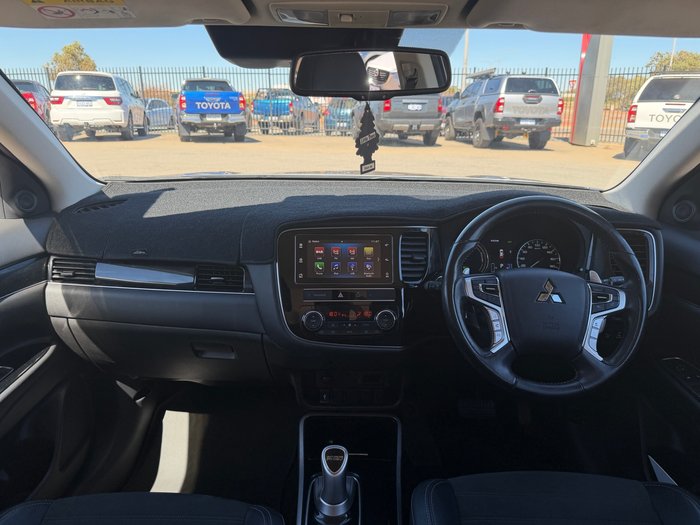 2019 MITSUBISHI OUTLANDER GREY