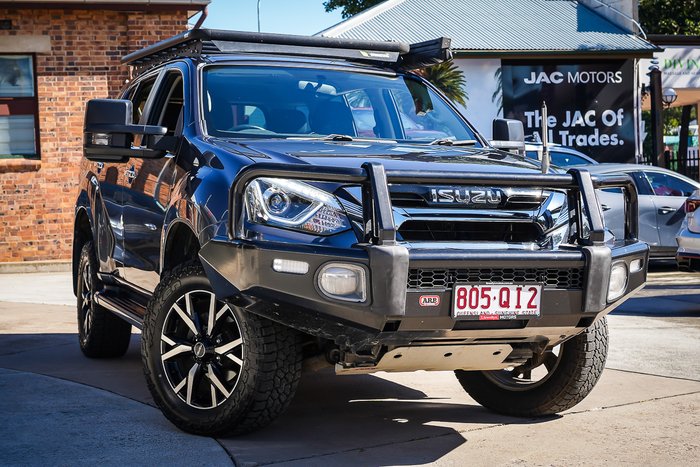 2021 ISUZU MU-X LS-T (4x4)