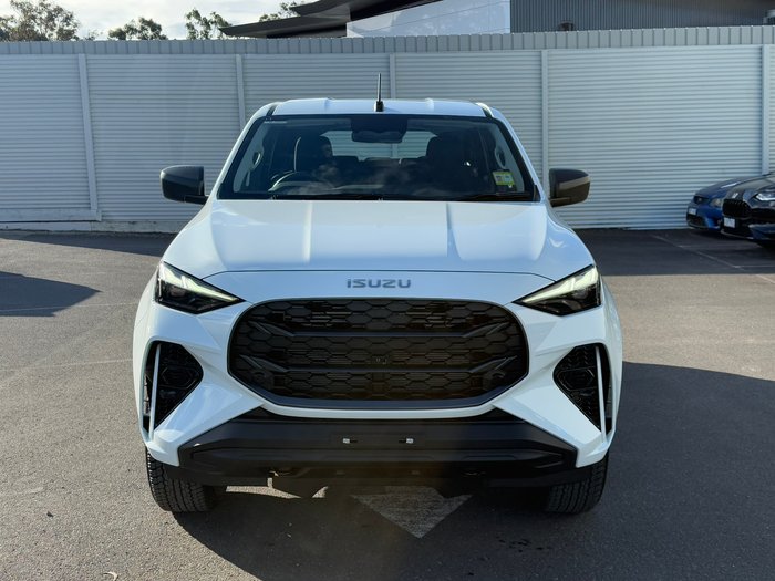 2025 Isuzu MU-X LS-M