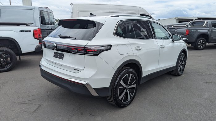 2026 VOLKSWAGEN Tiguan ELEGANCE