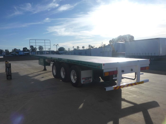 2013 Maxitrans 22 Pallet Flat Top