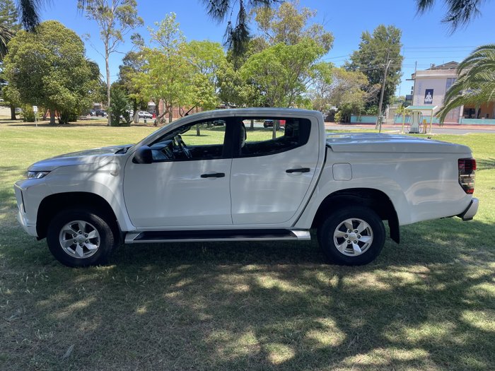 2019 Mitsubishi Triton