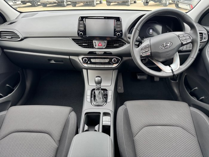 2023 HYUNDAI i30