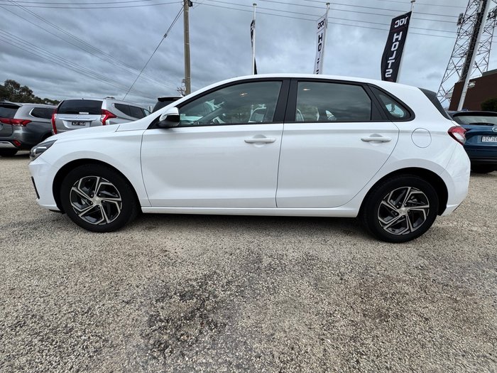 2023 HYUNDAI i30