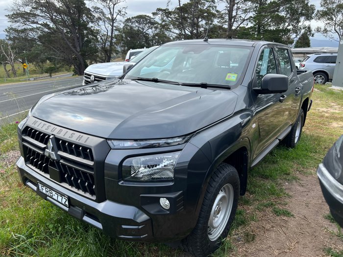 2024 MITSUBISHI Triton GLX