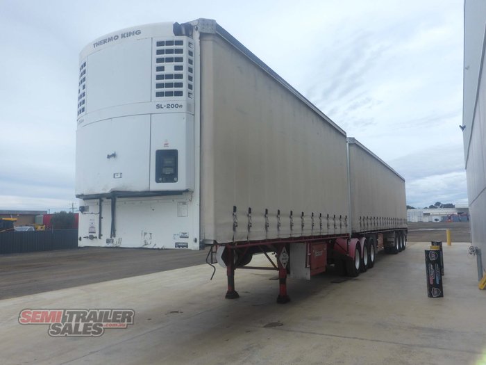 2006 Vawdrey 34 Pallet Refrigerated Curtainsider B Double Set