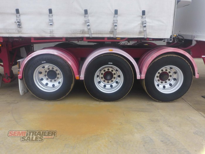 2006 Vawdrey 34 Pallet Refrigerated Curtainsider B Double Set