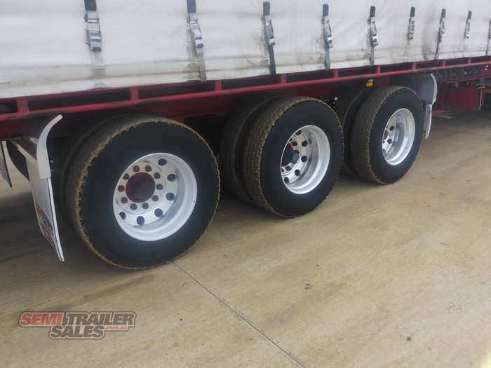 2006 Vawdrey 34 Pallet Refrigerated Curtainsider B Double Set