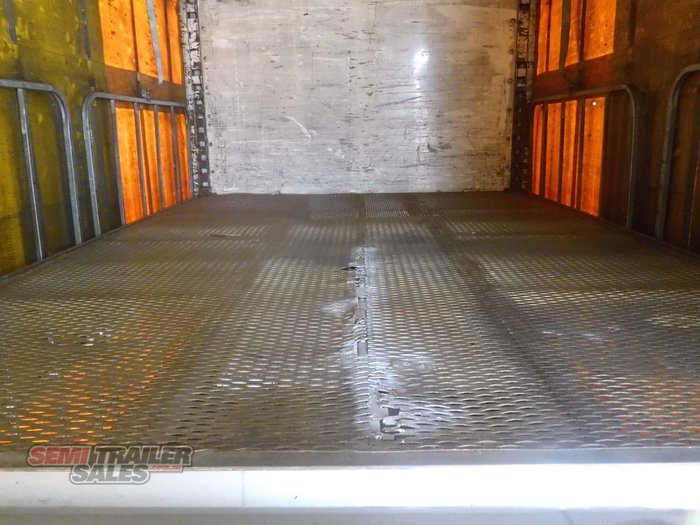 2005 Vawdrey 12 Pallet Dropdeck Curtainsider A Trailer with Mezz