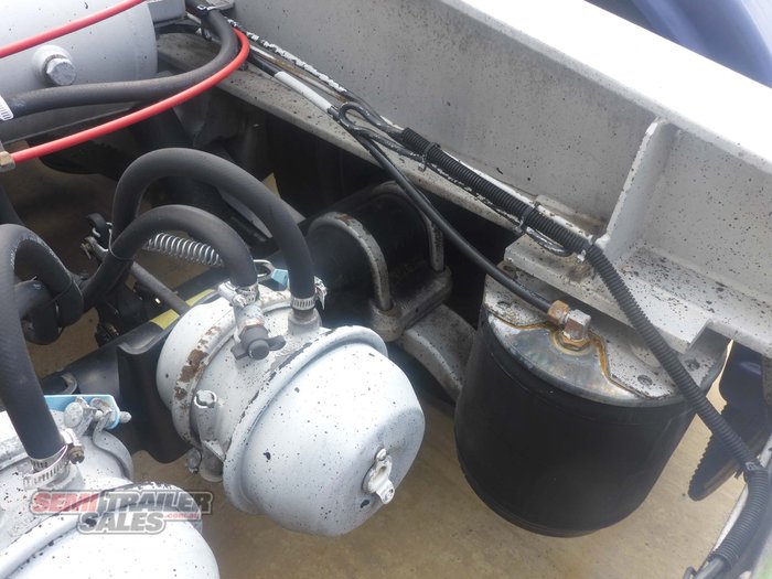 2005 Vawdrey 12 Pallet Dropdeck Curtainsider A Trailer with Mezz