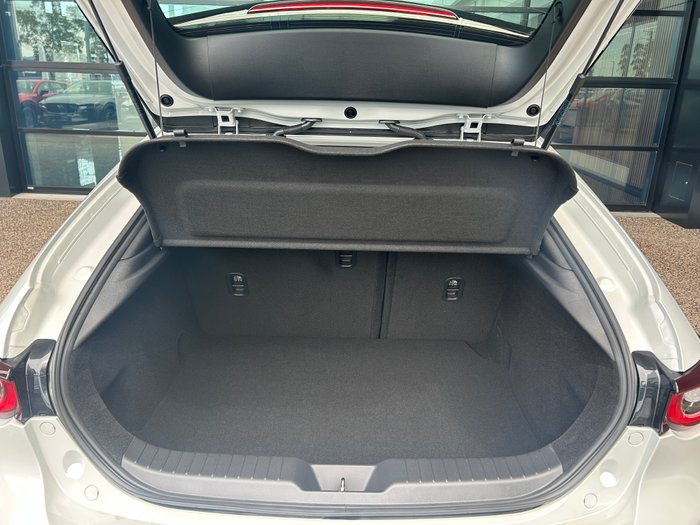 2025 Mazda 3 G20 Evolve