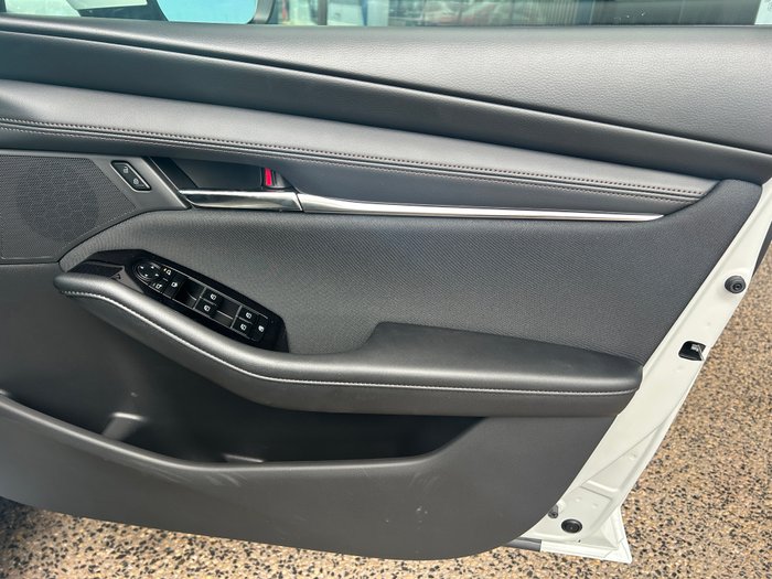 2025 Mazda 3 G20 Evolve