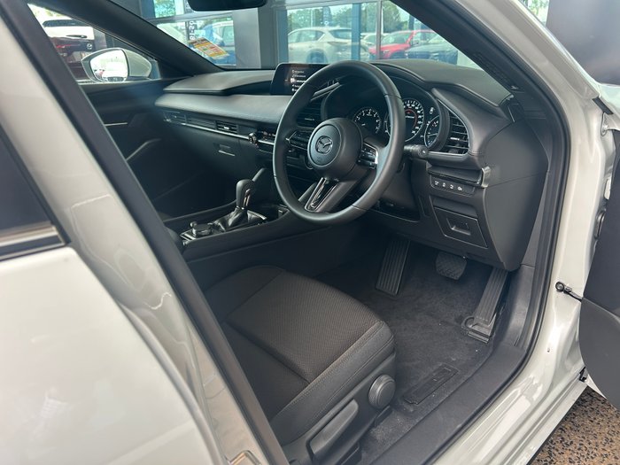 2025 Mazda 3 G20 Evolve