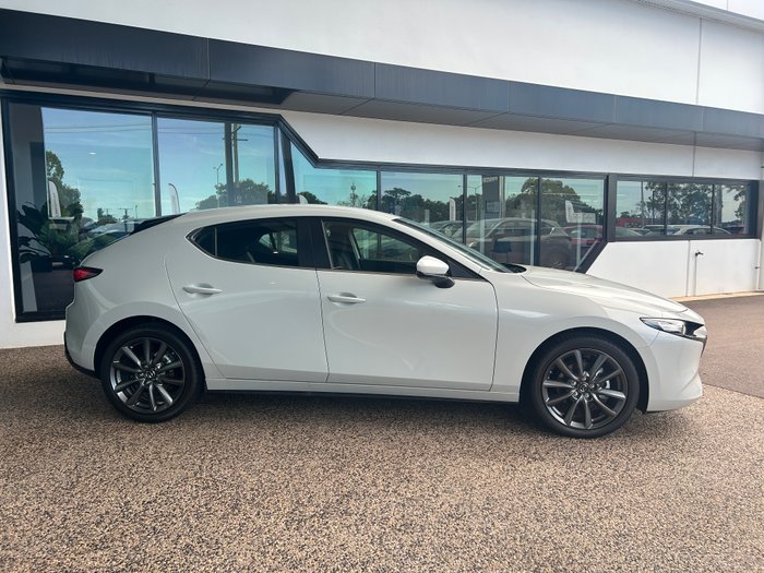 2025 Mazda 3 G20 Evolve