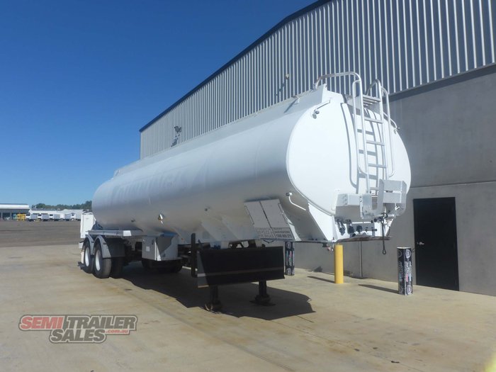 2006 Omega Bogie Fuel Tanker