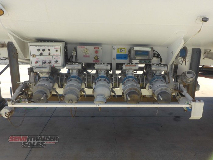 2006 Omega Bogie Fuel Tanker