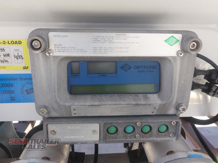 2006 Omega Bogie Fuel Tanker