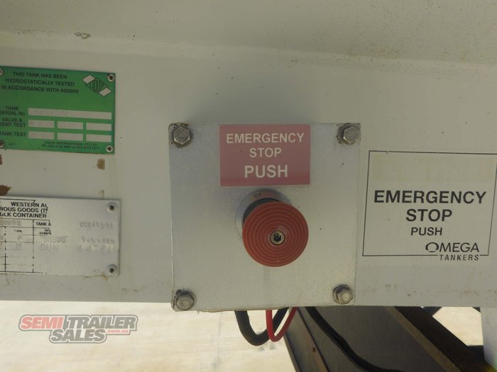 2006 Omega Bogie Fuel Tanker