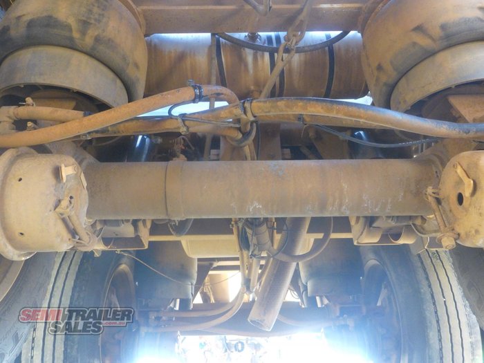 2006 Omega Bogie Fuel Tanker