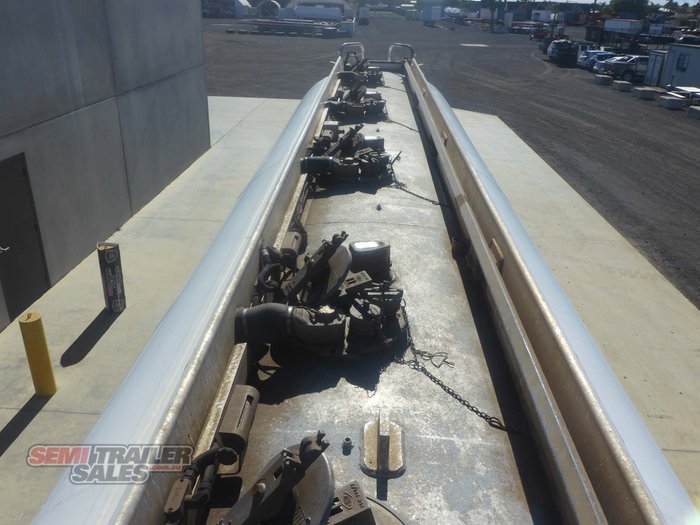 2006 Omega Bogie Fuel Tanker