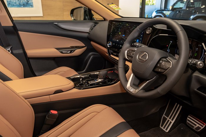 2025 Lexus NX350H AWD Sports Luxury