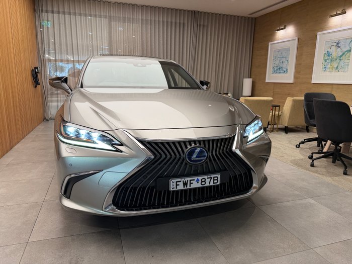 2020 Lexus ES300h Sports Luxury 2.5L Hybrid Auto CVT Sedan