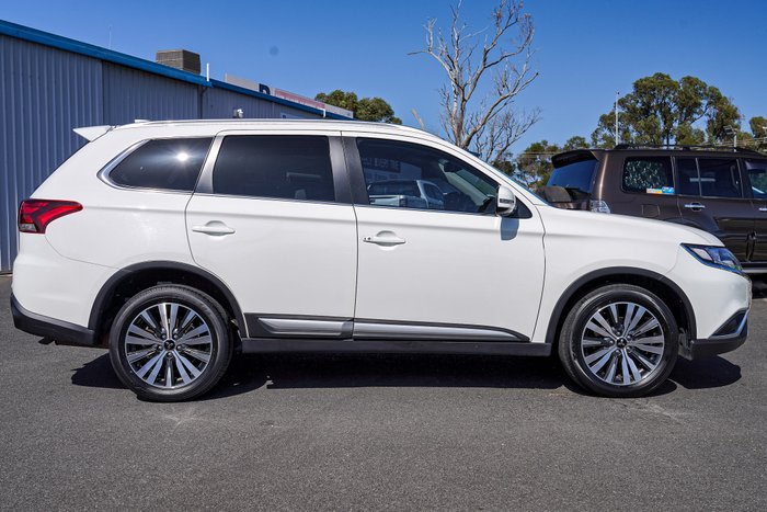 2021 Mitsubishi Outlander LS