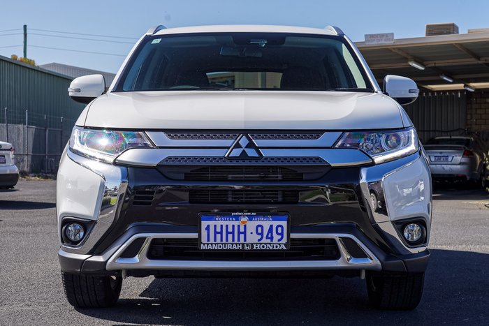 2021 Mitsubishi Outlander LS