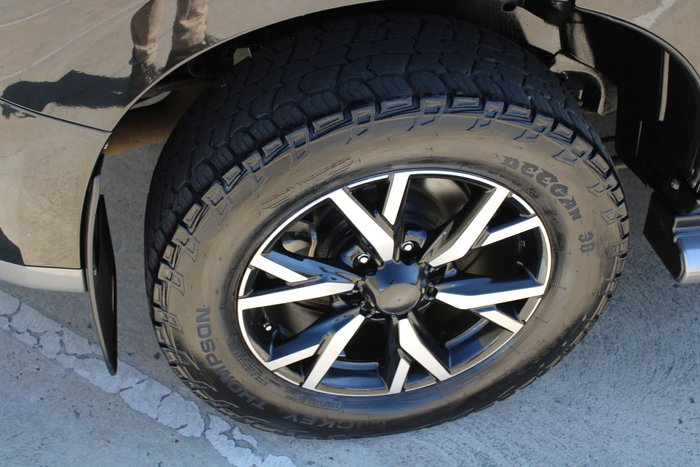 2019 Isuzu MU-X LS-T MY19 Cosmic Black Mica