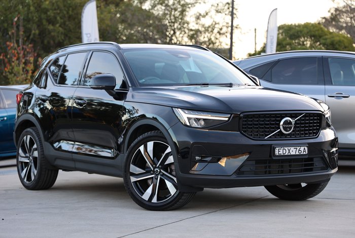 2022 Volvo XC40