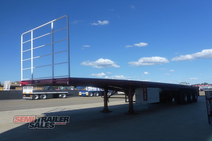 2010 Maxitrans 22 Pallet Flat Top (Road Train Lead)