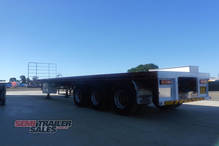2010 Maxitrans 22 Pallet Flat Top (Road Train Lead)