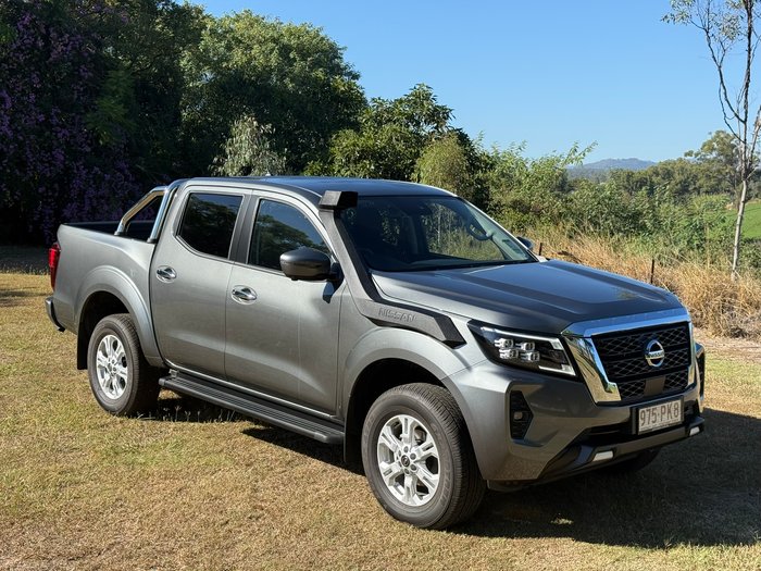 2025 NISSAN NP300 NAVARA