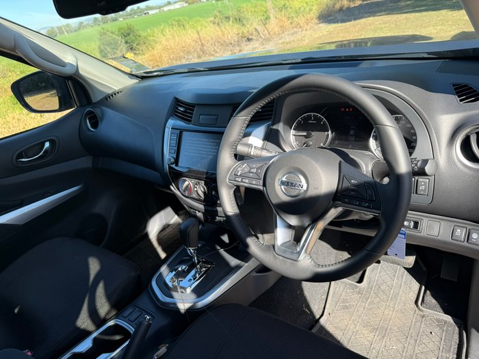 2025 NISSAN NP300 NAVARA ST