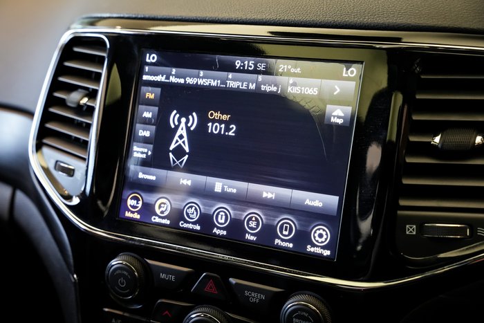 2020 Jeep Grand Cherokee Night Eagle