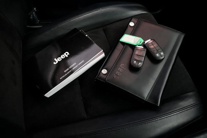 2020 Jeep Grand Cherokee Night Eagle