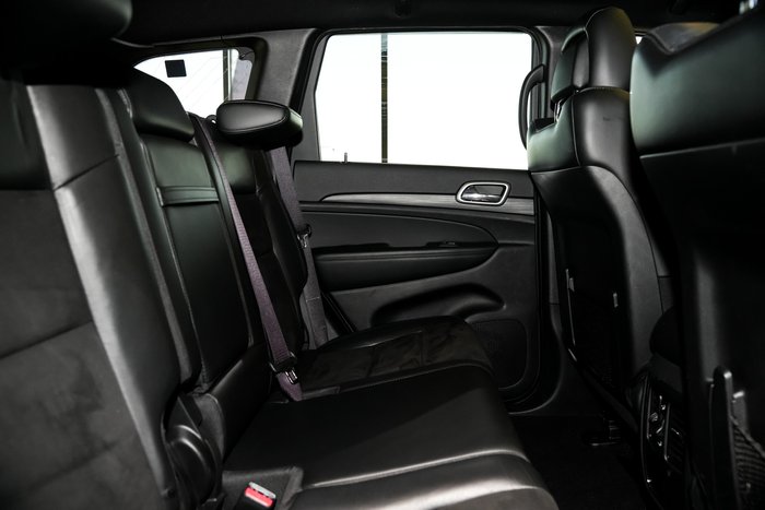 2020 Jeep Grand Cherokee Night Eagle