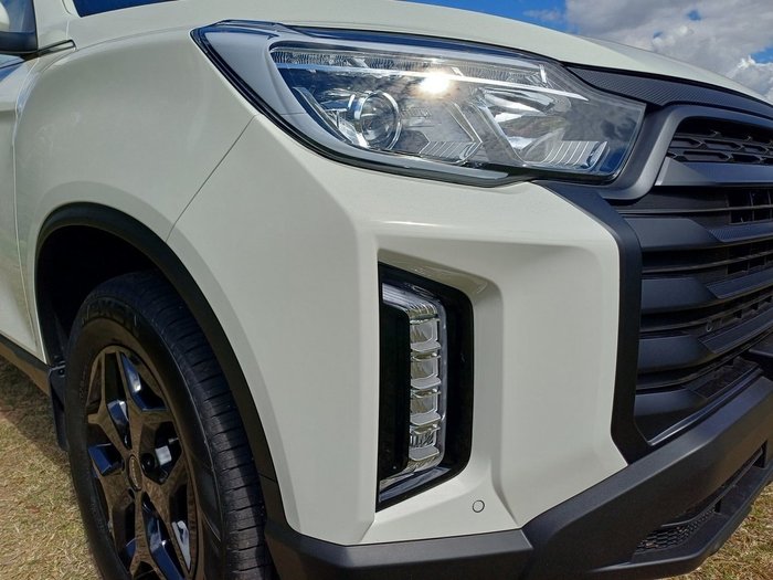 2025 KGM MUSSO ADVANCE