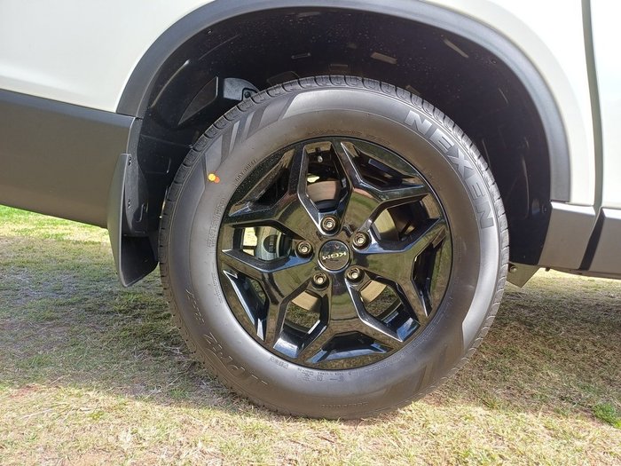 2025 KGM MUSSO ADVANCE