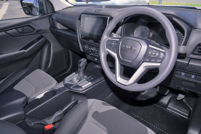 2025 Isuzu D-MAX SX