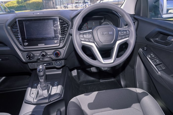 2025 Isuzu D-MAX SX