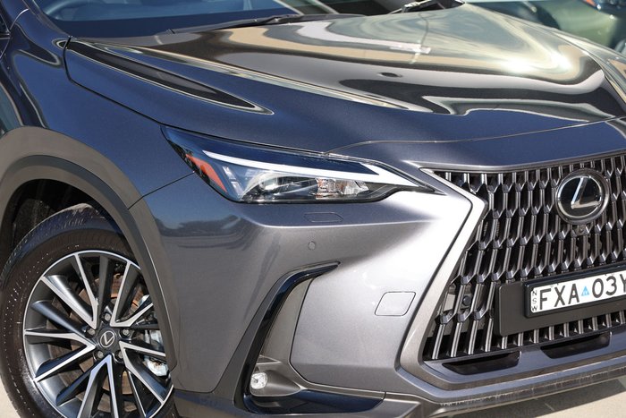 2025 Lexus NX450h+ NX450h+ Luxury 2.5L PHEV Auto CVT Wagon 2M00560 002