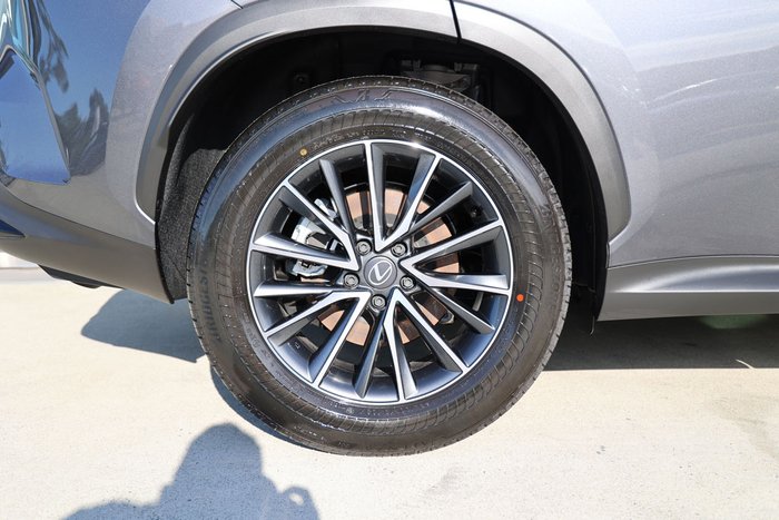 2025 Lexus NX450h+ NX450h+ Luxury 2.5L PHEV Auto CVT Wagon 2M00560 002