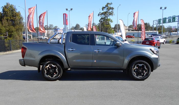 2025 Nissan Navara ST-X