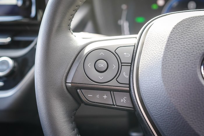 2025 Toyota COROLLA SX
